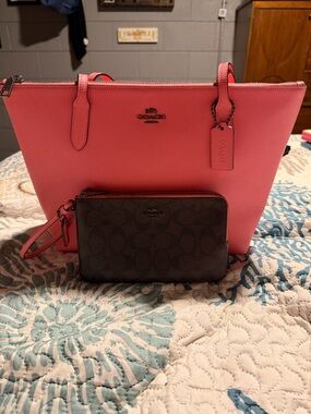 Pink Coach purse with matching wristlet